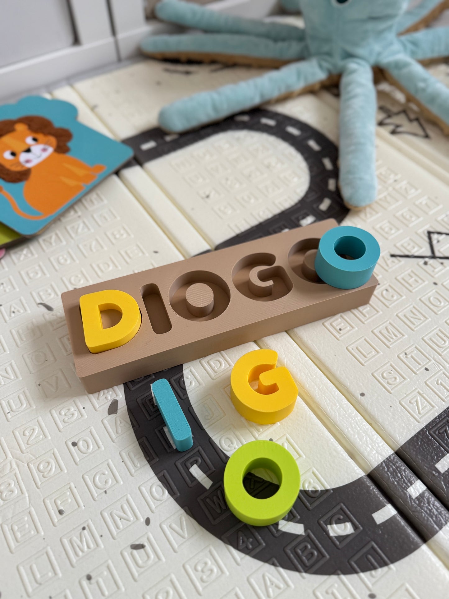 Puzzle montessori com nome personalizado